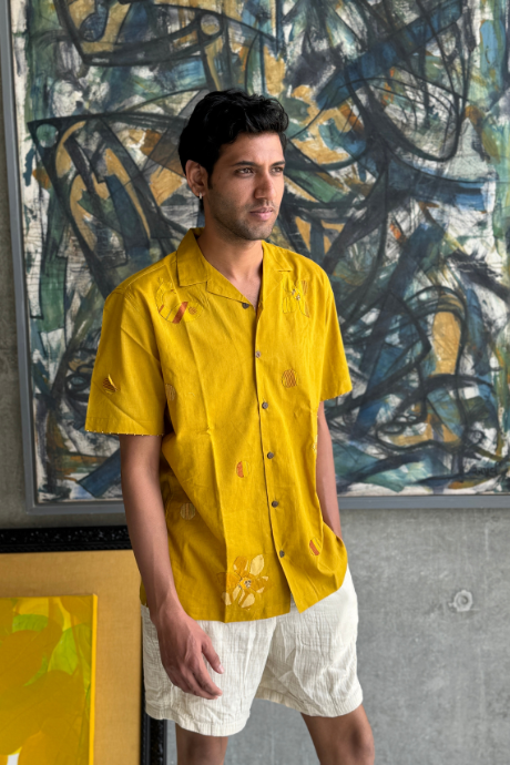 MUSTARD MEEN MEN'S NOTCH COLLAR HALF SLEEVE SHIRT