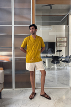 MUSTARD MEEN MEN'S NOTCH COLLAR HALF SLEEVE SHIRT