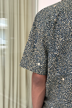 GREEN DOTS POOL MEN'S NOTCH COLLAR HALF SLEEVE SHIRT