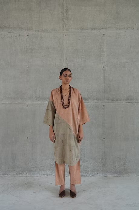 BIAS RED BLACK PINSTRIPE RAYA SET