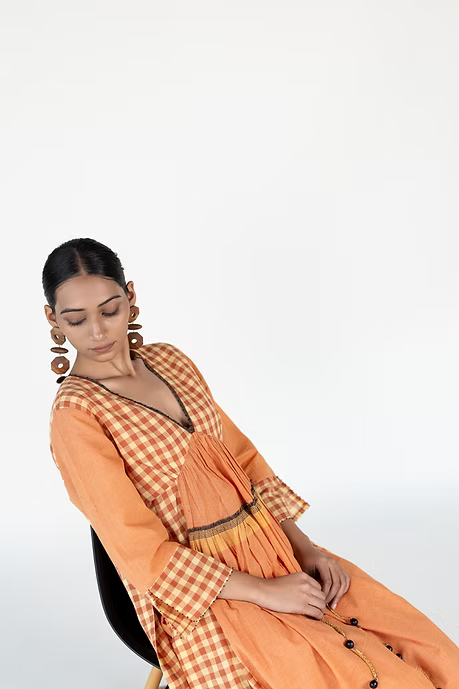 WOVEN SUNSET AAINA TOP AND PANT COORD SET