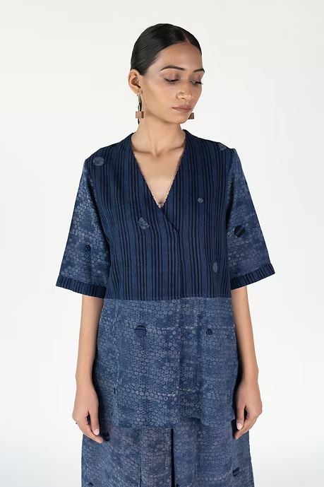 KALA COTTON AERO STRIPE V NECK TOP