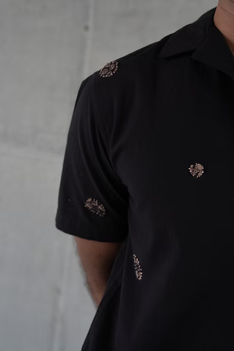 MIDNIGHT MEN’S NOTCH COLLAR SHIRT