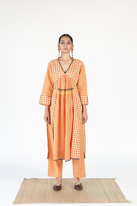 WOVEN SUNSET AAINA TOP AND PANT COORD SET