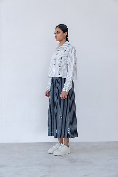 B/W Check-Stripe Crop Shirt