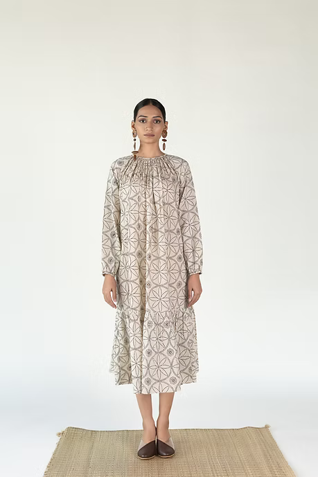 LOTUS NECK GATHER DRESS