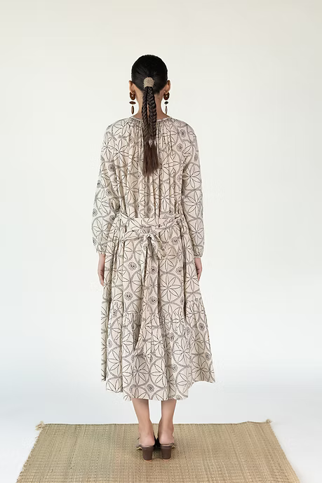 LOTUS NECK GATHER DRESS