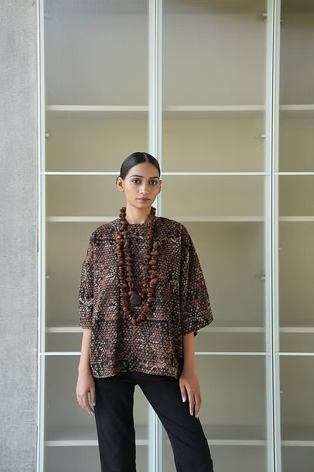 LOTUS AERO BARKHA TOP