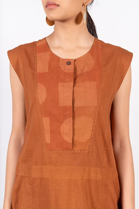 Terra Aakar Tunic Top