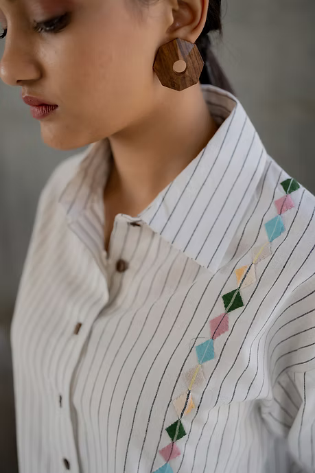 B/W Check-Stripe Crop Shirt