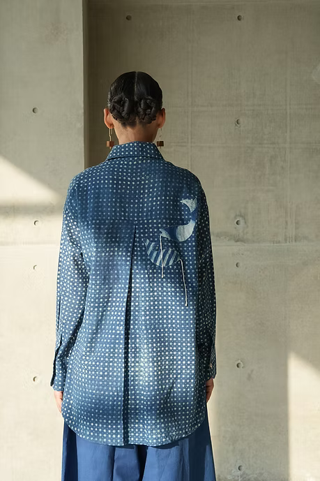 STARS INDIGO WOMEN’S CONVERTIBLE SHIRT