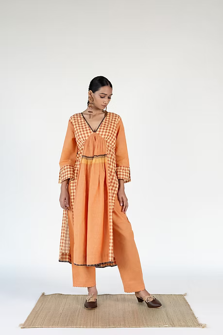 WOVEN SUNSET AAINA TOP AND PANT COORD SET
