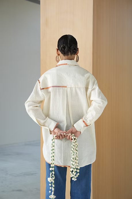 IVORY WOMEN’S SHIRT