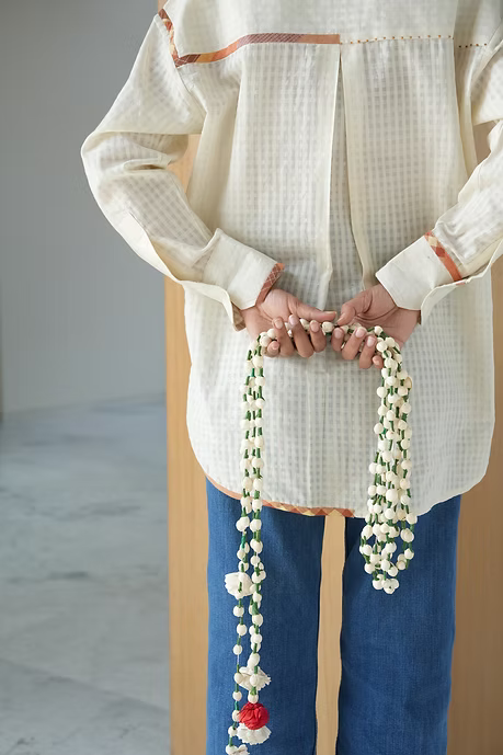 IVORY WOMEN’S SHIRT