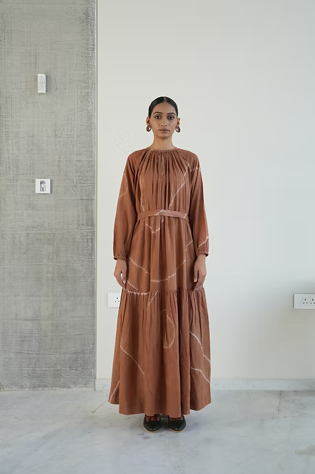 LIGHT TERRA NECK GATHER FLOOR LENGTH DRESS