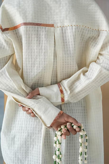 IVORY WOMEN’S SHIRT