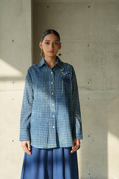 STARS INDIGO WOMEN’S CONVERTIBLE SHIRT