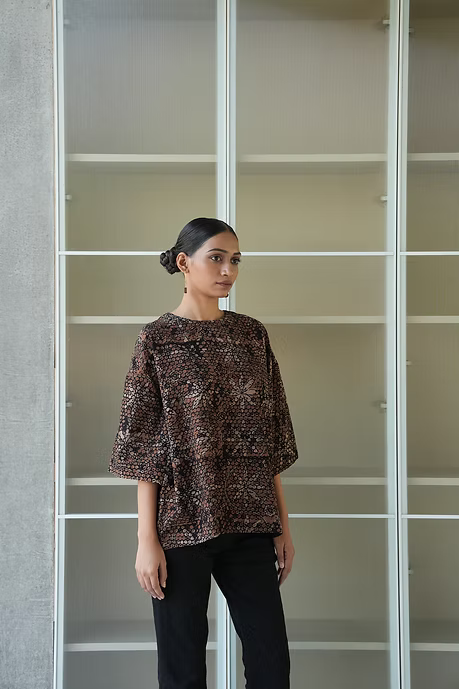 LOTUS AERO BARKHA TOP