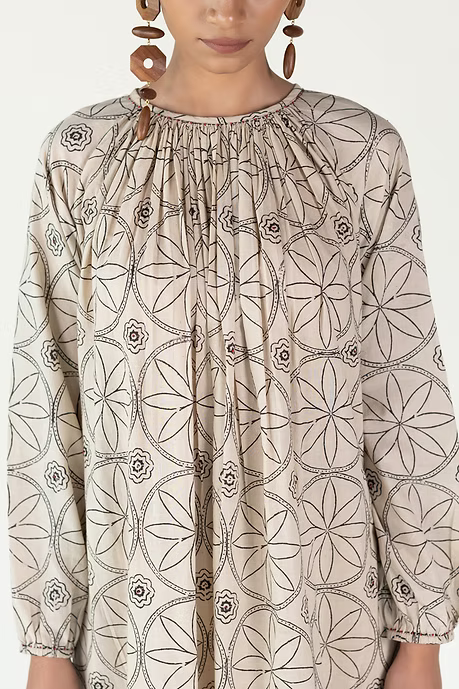 LOTUS NECK GATHER DRESS