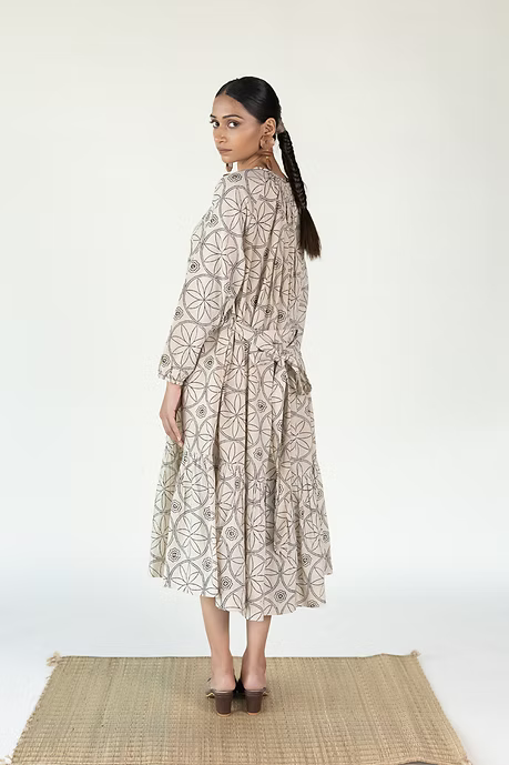 LOTUS NECK GATHER DRESS
