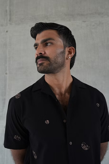 MIDNIGHT MEN’S NOTCH COLLAR SHIRT