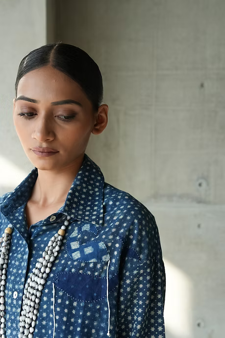 STARS INDIGO WOMEN’S CONVERTIBLE SHIRT