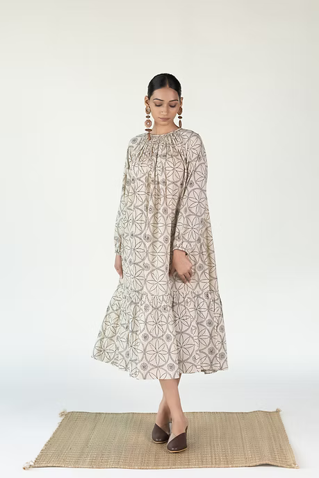 LOTUS NECK GATHER DRESS