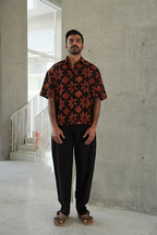 BLACK TARA BOXY MEN’S SHIRT