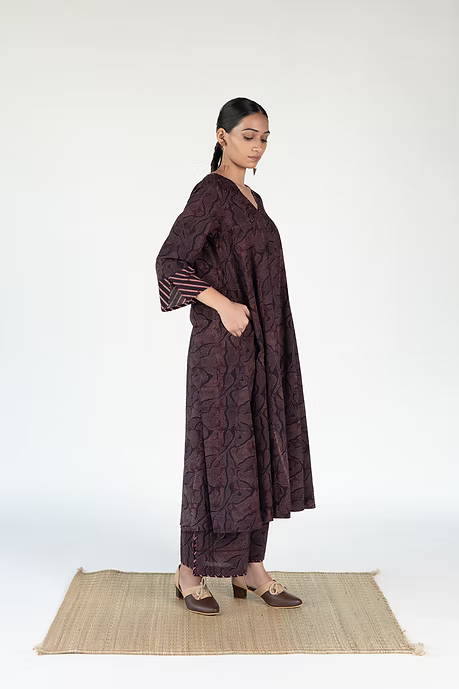 FLOW V NECK PANELLED LONG DRESS WITH PALAZZO PANTS