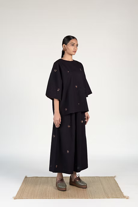 MIDNIGHT BARKHA TOP