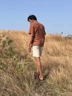 LIGHT TERRA MEN’S NOTCH SHIRT