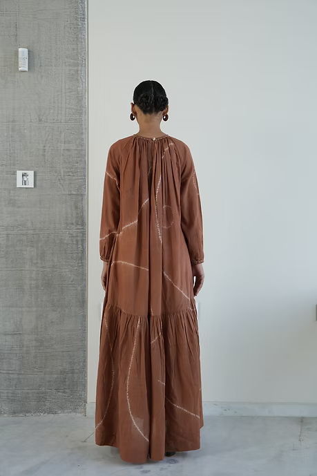 LIGHT TERRA NECK GATHER FLOOR LENGTH DRESS